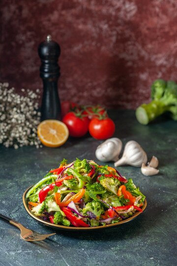 Vegan Salad with fresh Vegetables